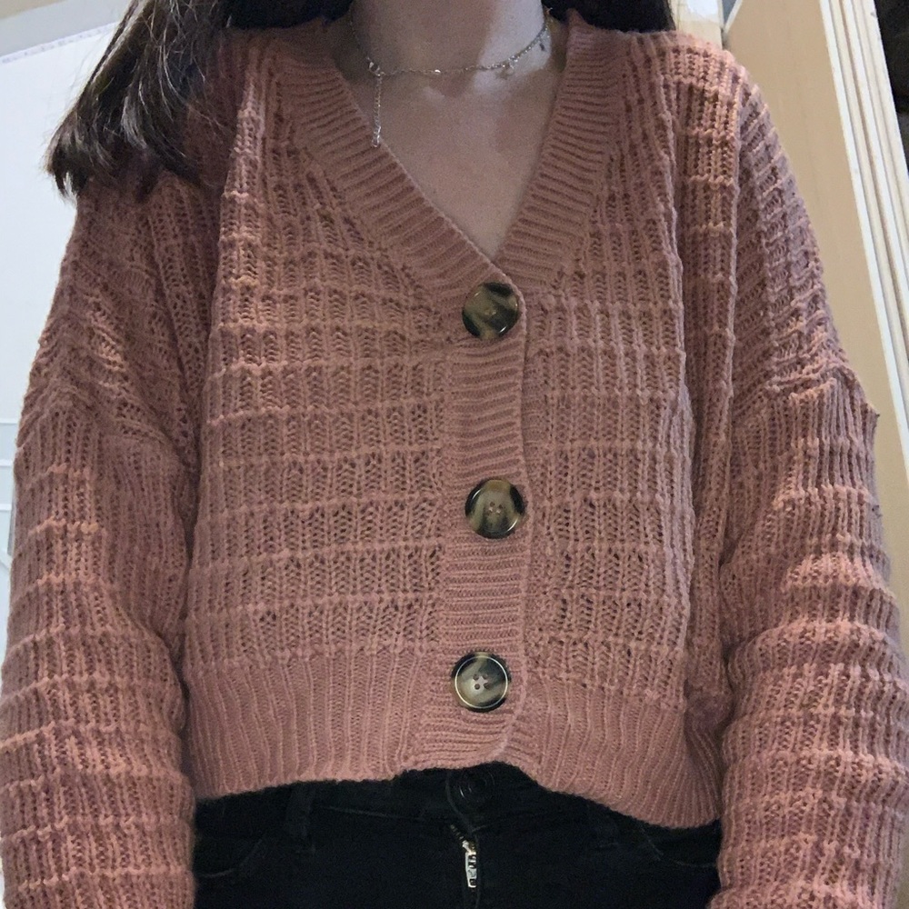 Cropped Pink Button down shirt